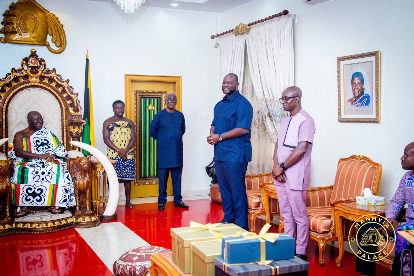 Otumfuo Tells State Housing Boss To Stop Relying Solely On Gov't Funds