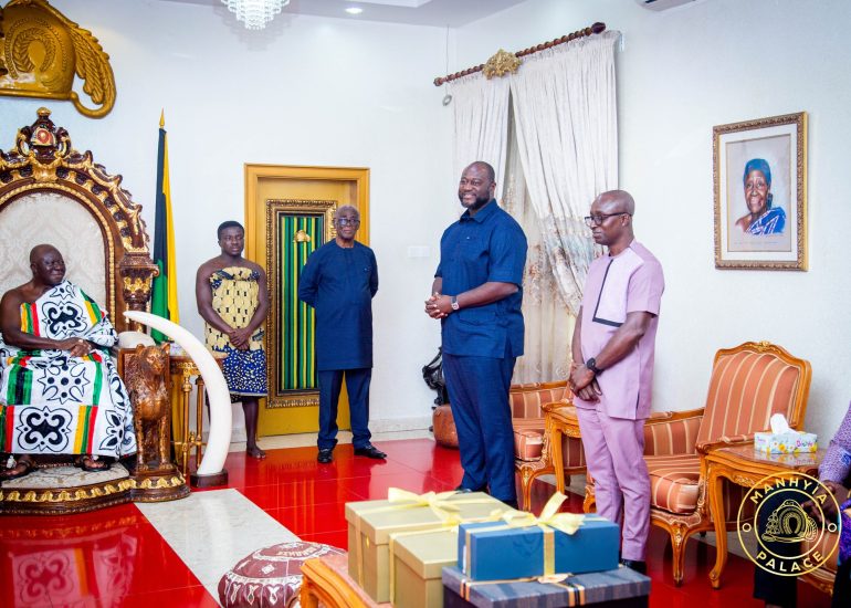 Otumfuo Tells State Housing Boss To Stop Relying Solely On Gov't Funds