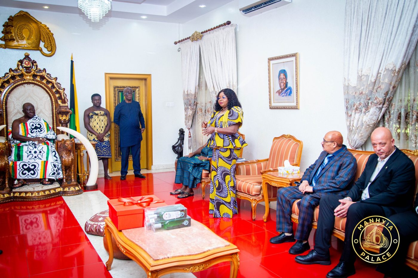 Asantehene Hails President of Breast Care International
