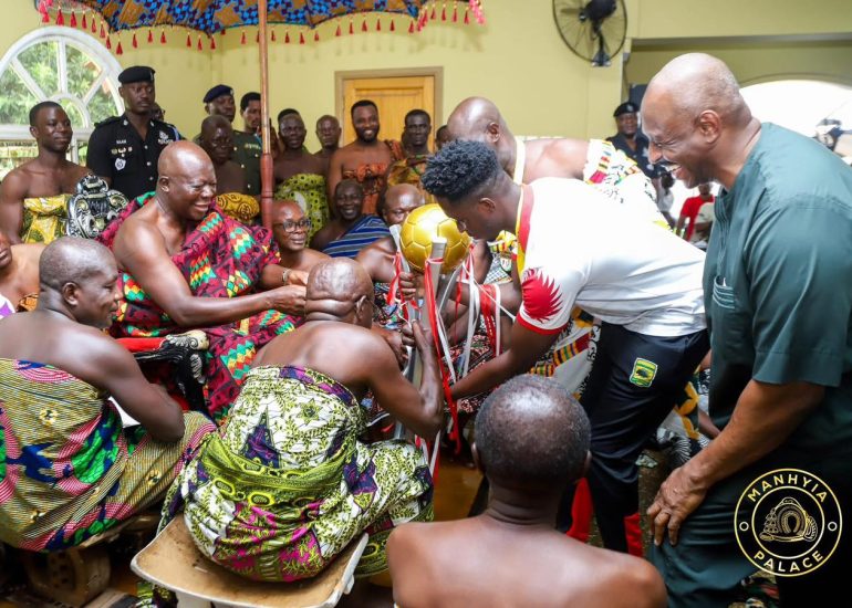 Kotoko Presents MTN FA Cup Trophy to Asantehene
