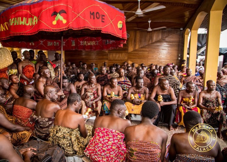 Asante Kingdom Marks Sixth Akwasidae In Black and Brown, Without Ornaments