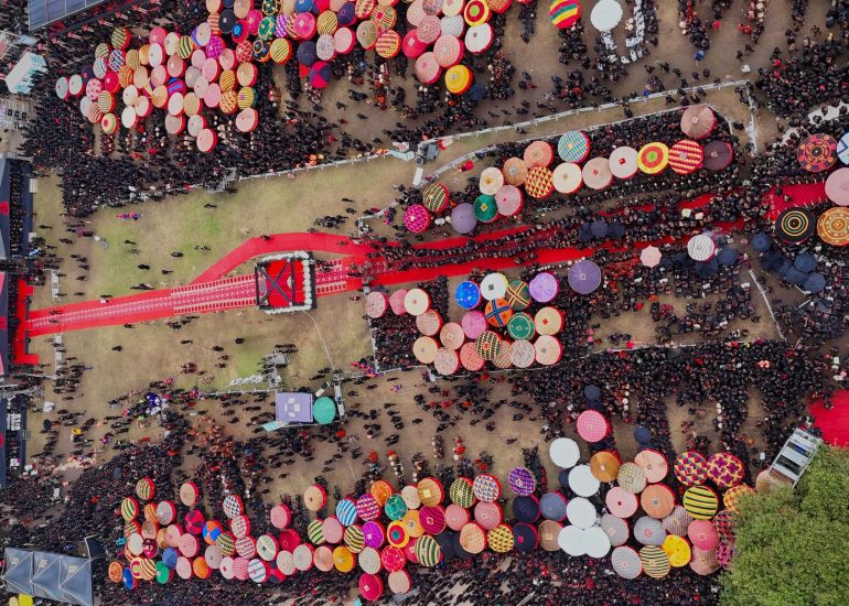 Asantehemaa Dɔte Yie: Watch As Thousands Flood The Manhyia Palace