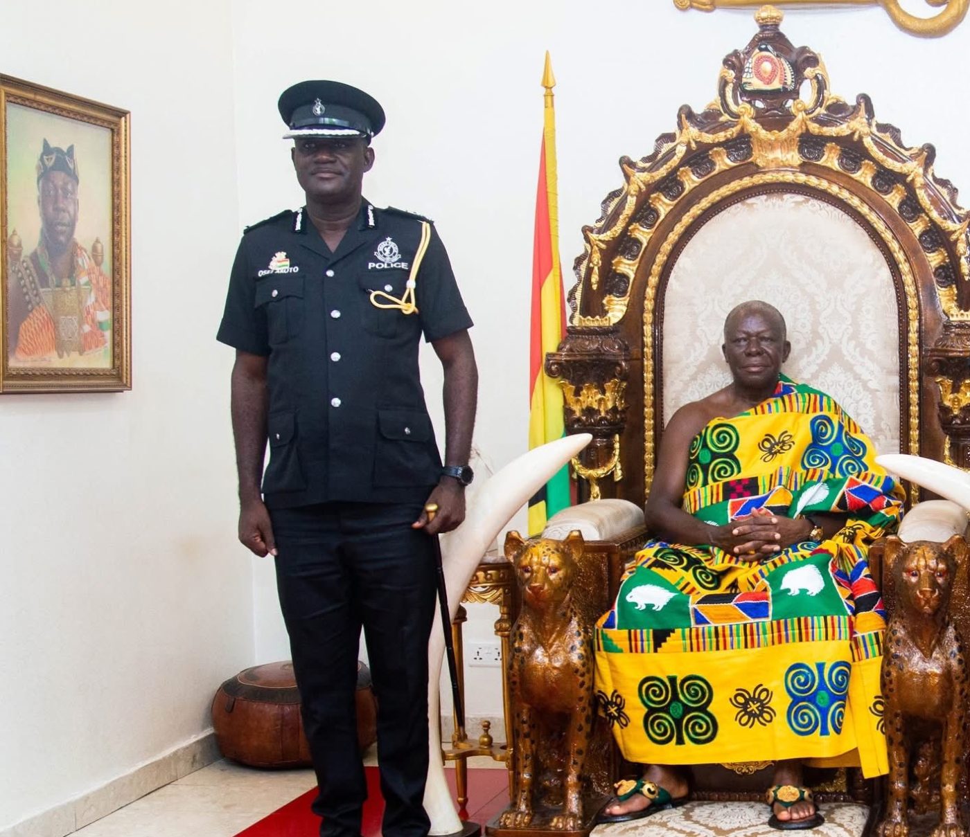 Don’t Let Anyone Intimidate You With My Name- Otumfuo to New A/R Police Commander