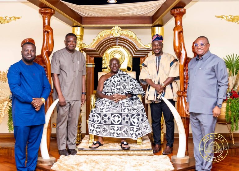 Otumfuo Urges Roads Minister to Fix Sewua Road to Operationalise Hospital