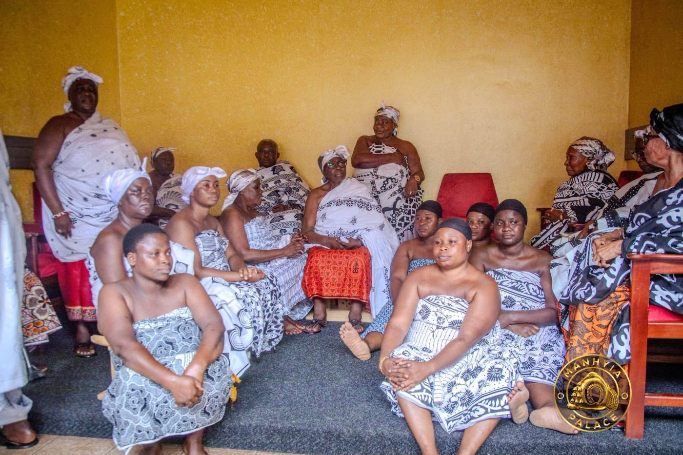 Asantehemaa Nana Yaa Akyaa II Holds Maiden State Sitting after Enstoolment